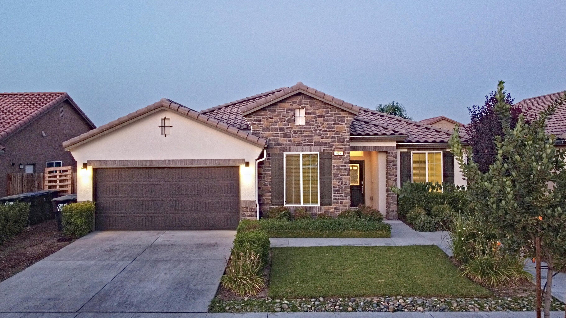 918 S Crumal St, Visalia, CA 93292